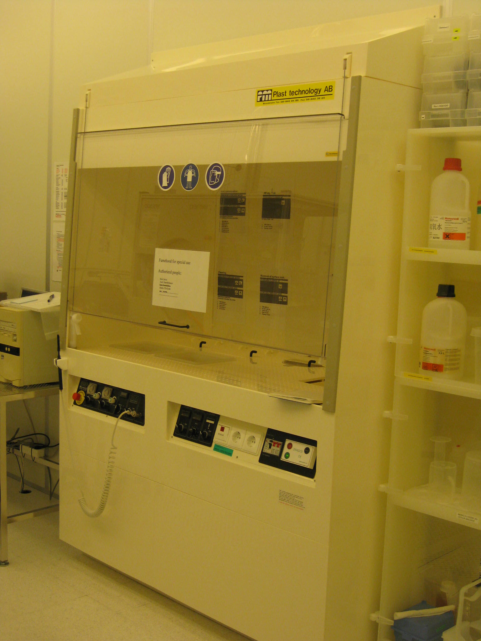 Picture of Fume Hood A