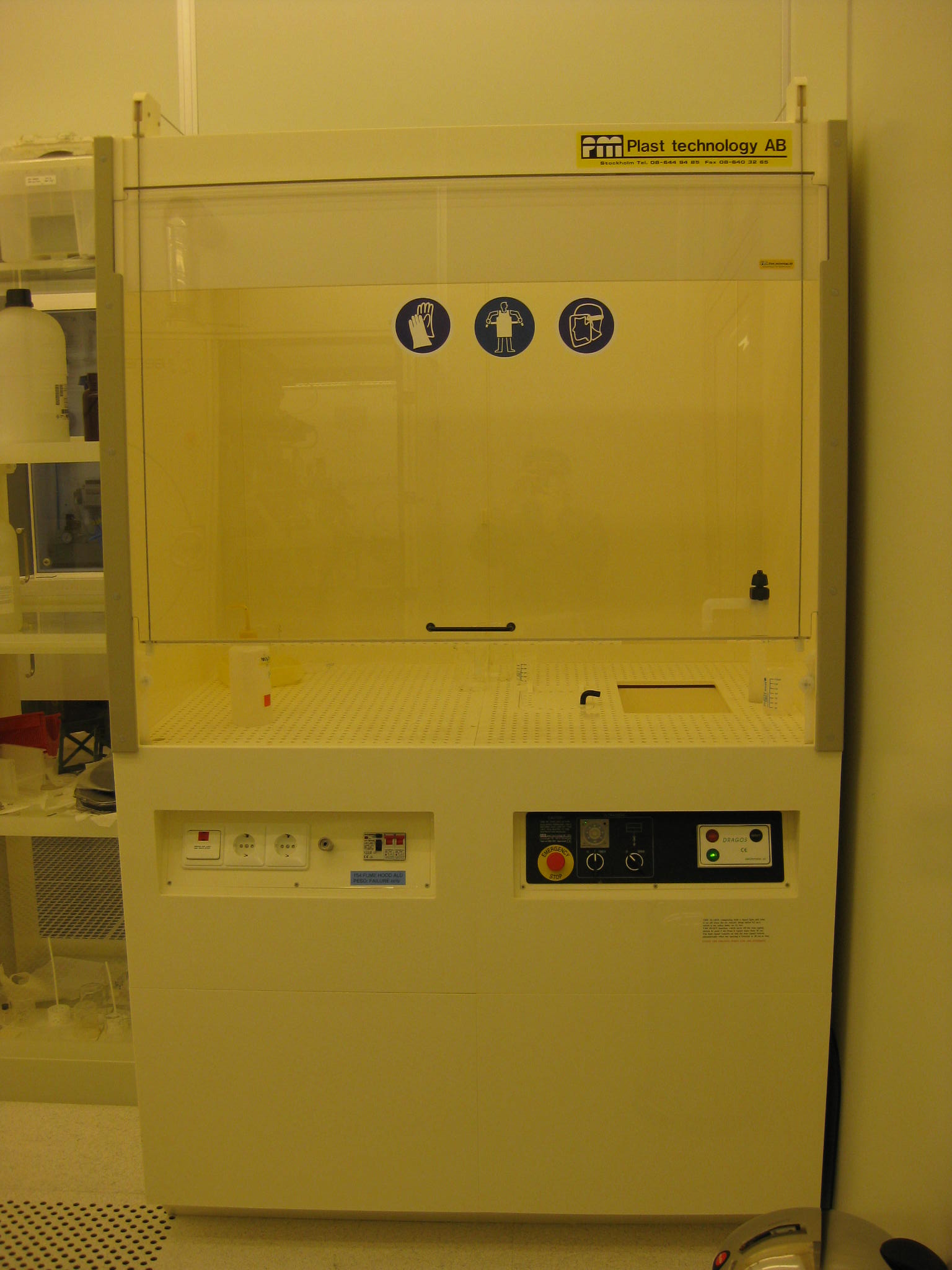 Picture of Fume Hood ALD